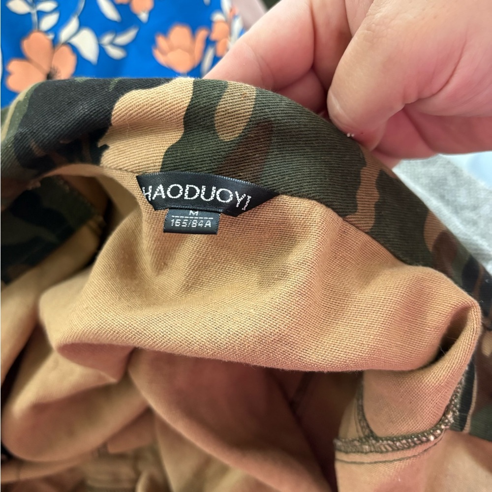 HAODUOYI Camouflage Utility Jacket - Picture 12 of 13